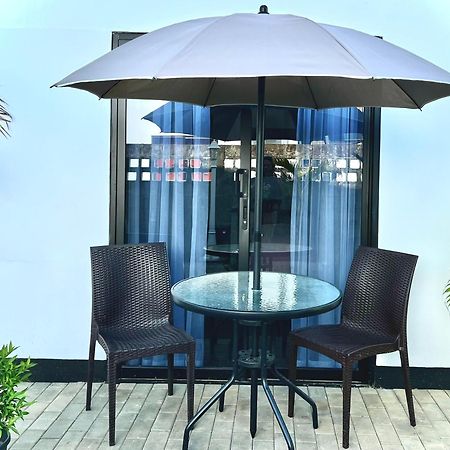 פרמריבו Villa Famiri Boutique Hotel מראה חיצוני תמונה