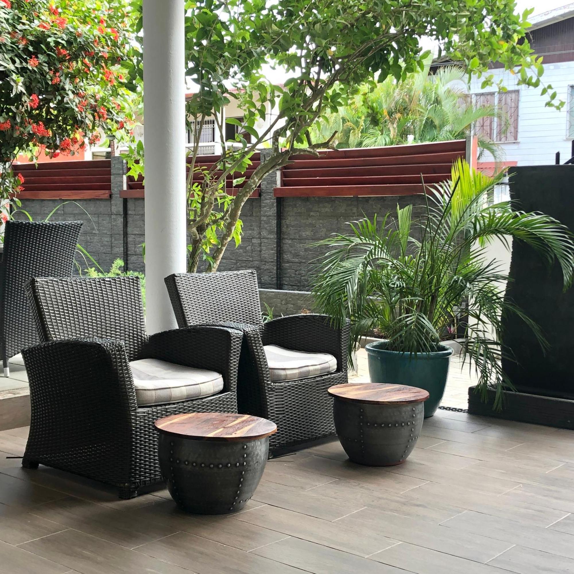 פרמריבו Villa Famiri Boutique Hotel מראה חיצוני תמונה