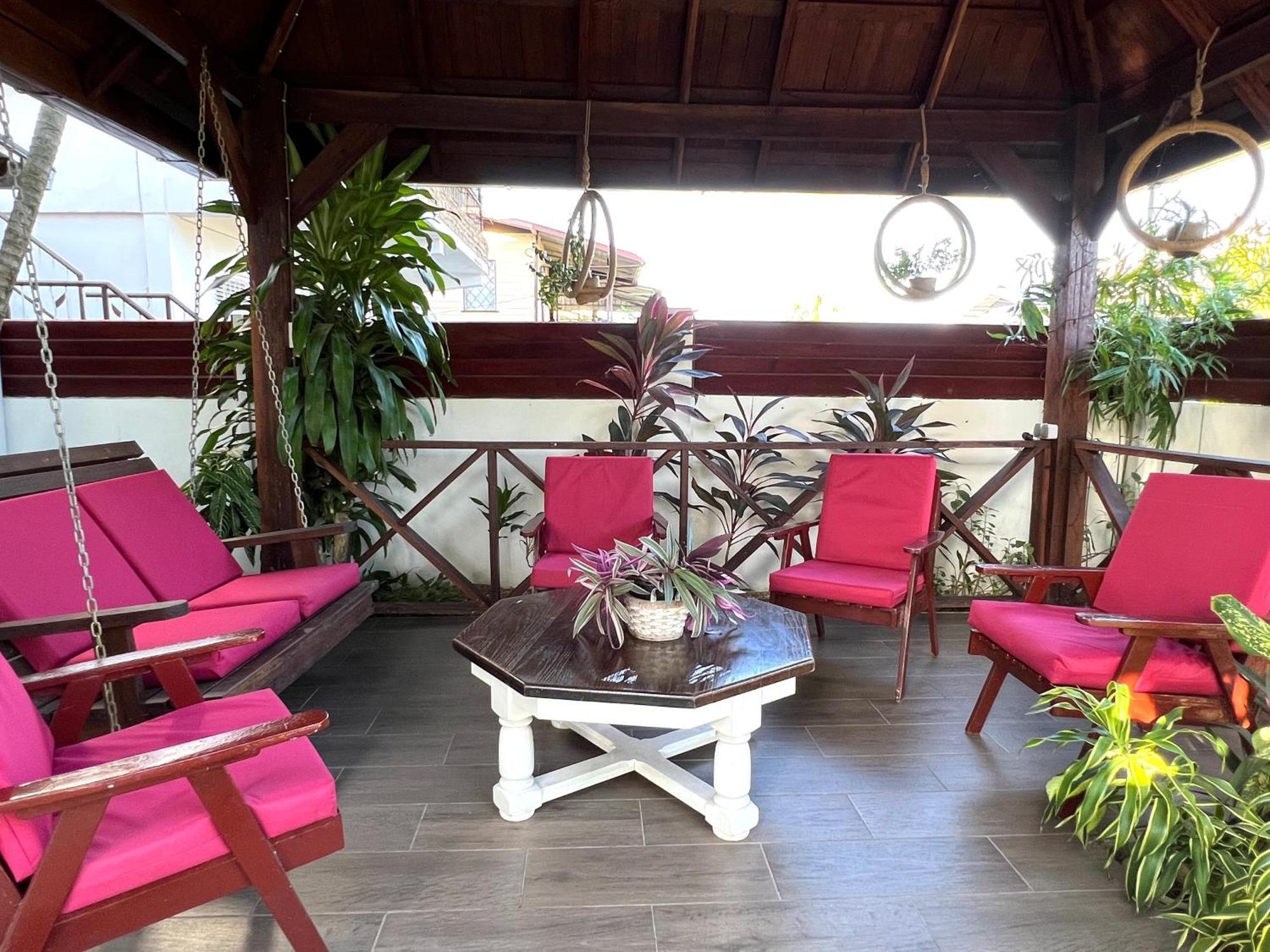 פרמריבו Villa Famiri Boutique Hotel מראה חיצוני תמונה