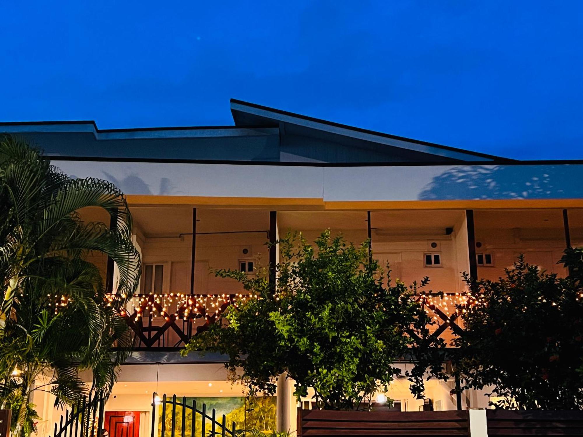 פרמריבו Villa Famiri Boutique Hotel מראה חיצוני תמונה