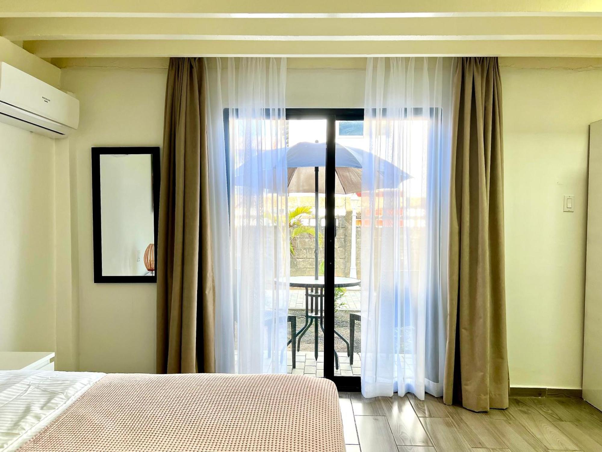 פרמריבו Villa Famiri Boutique Hotel מראה חיצוני תמונה
